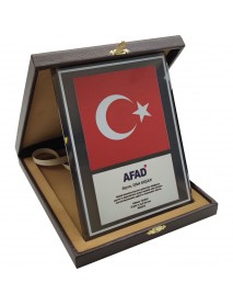 EKT-700 Kutulu Kristal Plaket